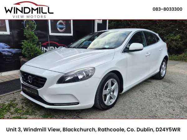 Volvo V40 Hatchback, Petrol, 2015, White