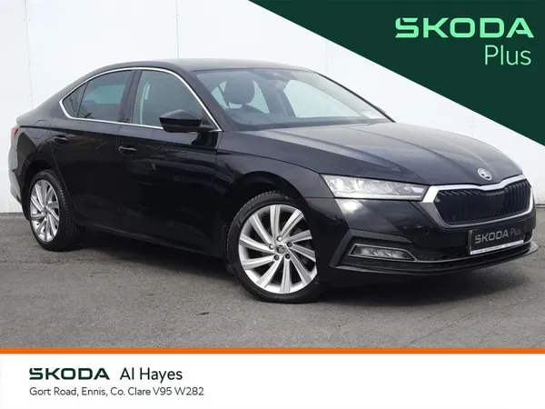Skoda Octavia Saloon, Diesel, 2023, Black