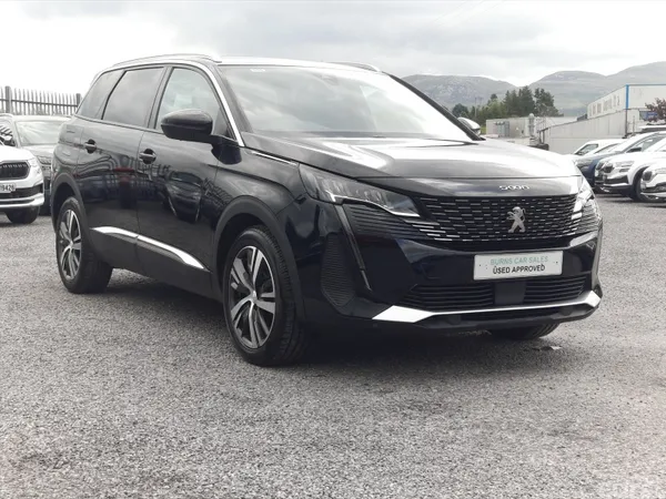 Peugeot 5008 MPV, Diesel, 2024, Black