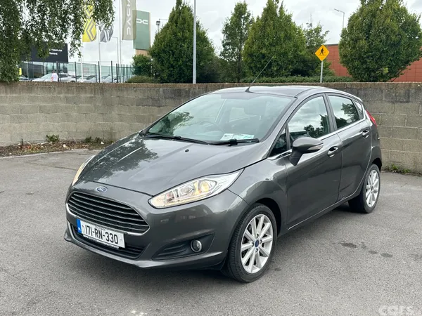 Ford Fiesta Hatchback, Petrol, 2017, Grey