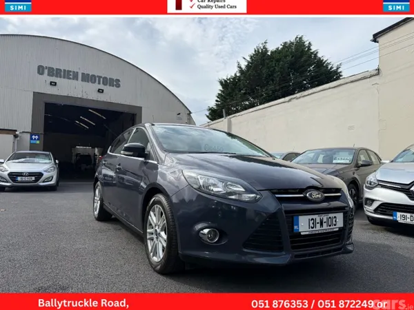 Ford Focus Hatchback, Petrol, 2013, Grey