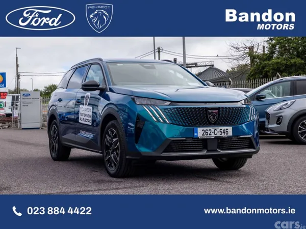 Peugeot 5008 MPV, Petrol, 2026, Blue
