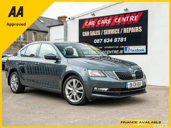 Skoda Octavia Saloon, Diesel, 2019, Grey