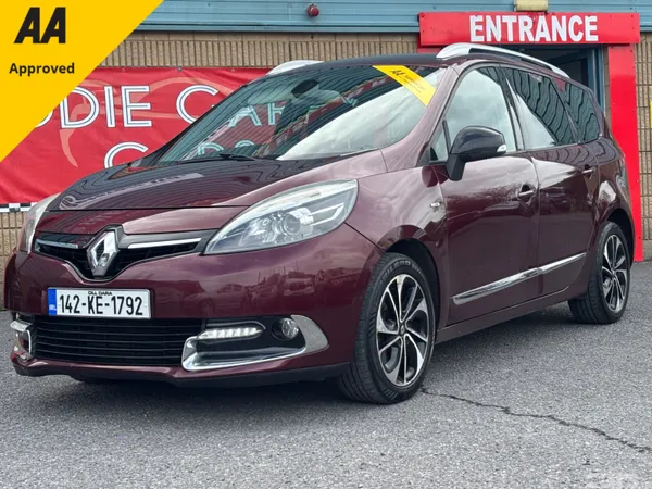 Renault Grand Scenic MPV, Diesel, 2014, Red