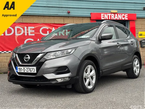 Nissan Qashqai MPV, Petrol, 2019, Grey