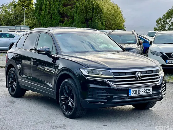 Volkswagen Touareg SUV, Diesel, 2023, Black