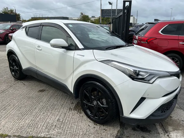 Toyota C-HR Hatchback, Petrol Hybrid, 2019, White