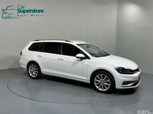 Volkswagen Golf Estate, Petrol, 2019, White