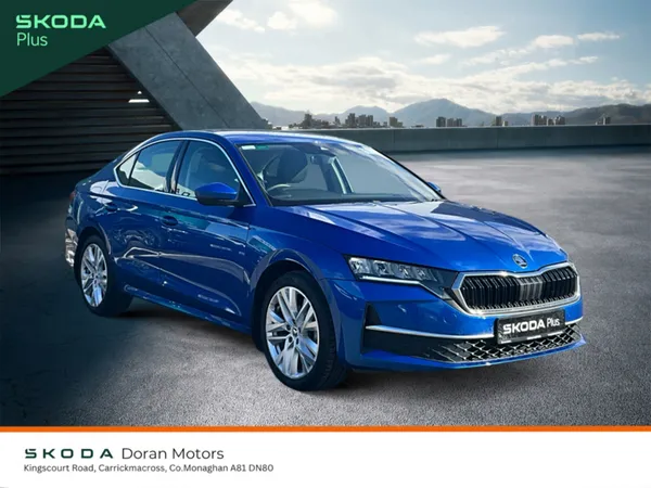 Skoda Octavia Hatchback, Diesel, 2024, Blue