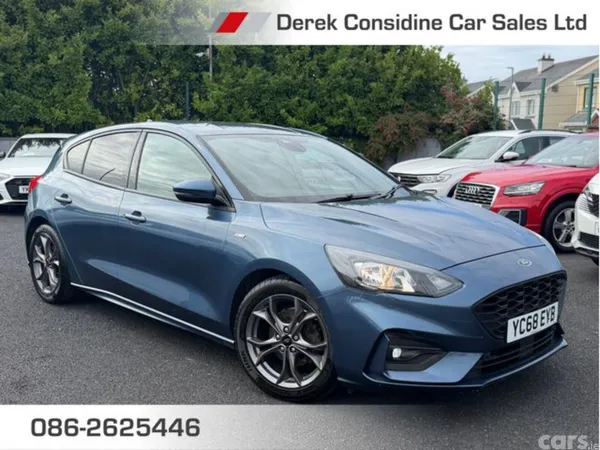 Ford Focus Hatchback, Diesel, 2018, Blue