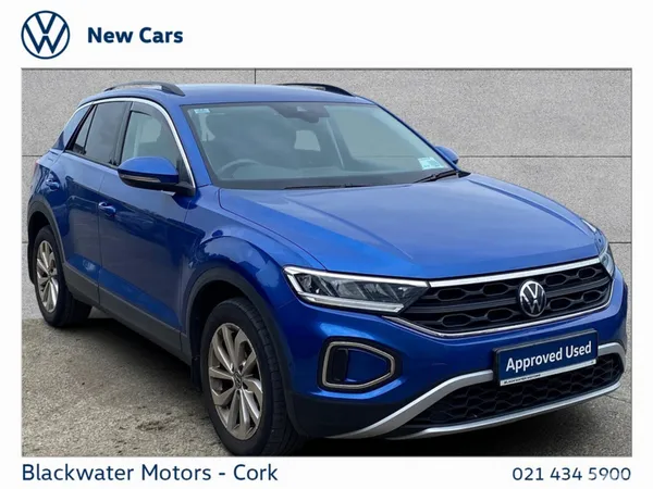 Volkswagen T-Roc SUV, Diesel, 2024, Blue