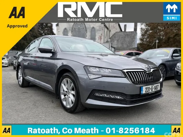 Skoda Superb Hatchback, Diesel, 2023, Grey