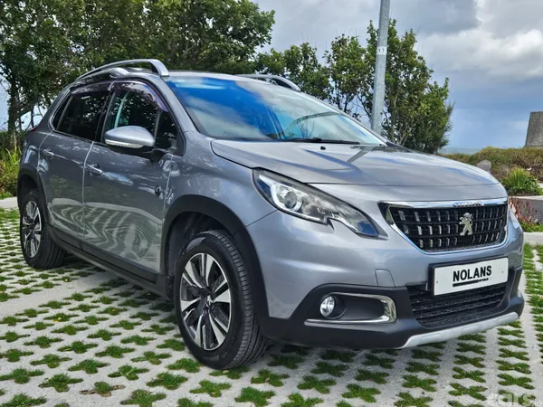 Peugeot 2008 MPV, Petrol, 2019, Grey