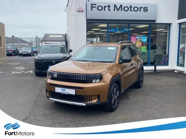 Fiat Grande Panda SUV, Electric, 2027, Brown