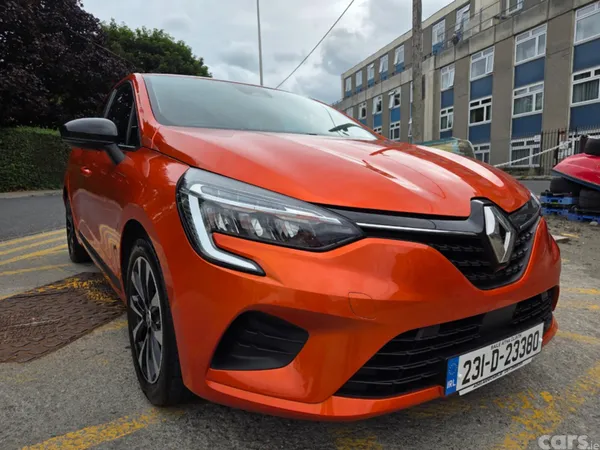 Renault Clio Hatchback, Petrol, 2023, Orange