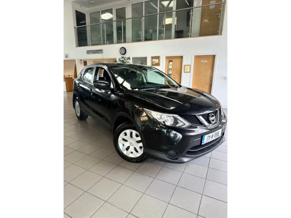 Nissan Qashqai MPV, Petrol, 2017, Black