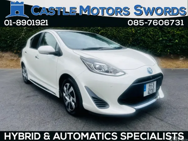 Toyota Aqua Hatchback, Petrol Hybrid, 2021, White