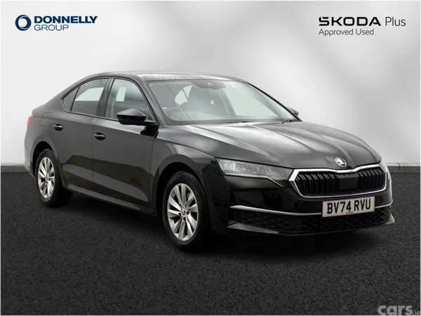 Skoda Octavia Hatchback, Petrol, 2024, Black