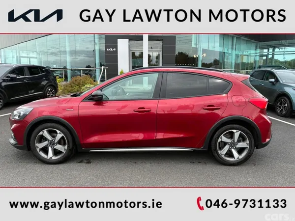 Ford Focus Hatchback, Diesel, 2020, Red