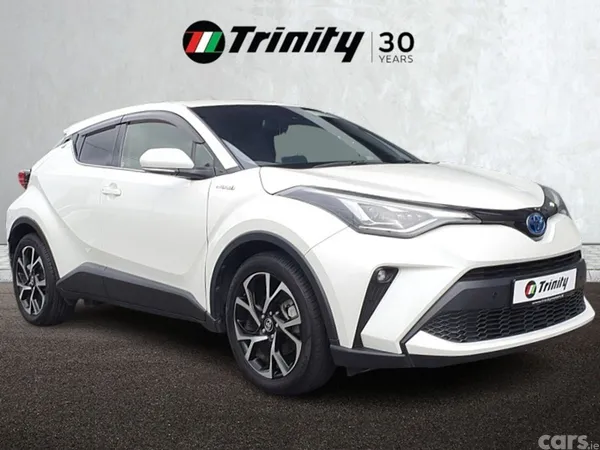 Toyota C-HR SUV, Petrol Hybrid, 2019, White