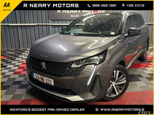 Peugeot 5008 MPV, Diesel, 2023, Grey