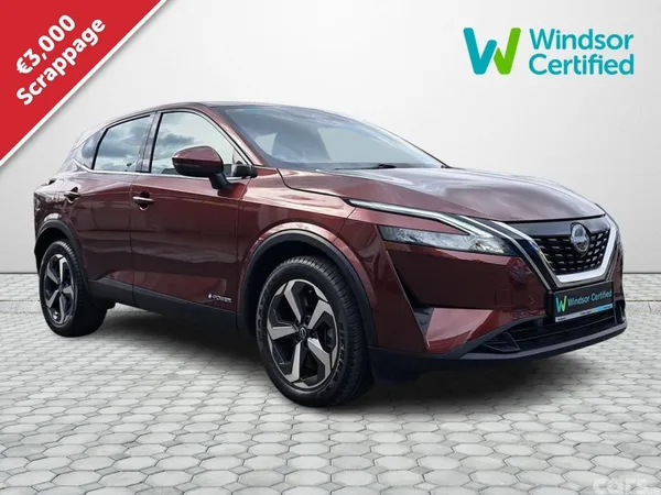 Nissan Qashqai SUV, Petrol Hybrid, 2024, Red