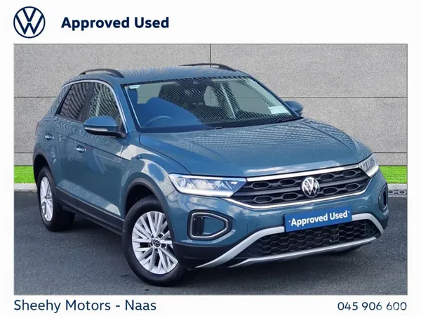 Volkswagen T-Roc SUV, Petrol, 2023, Blue