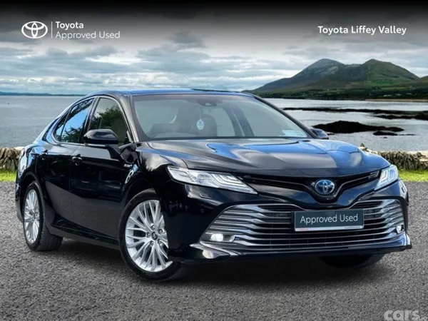 Toyota Camry Saloon, Petrol Hybrid, 2020, Black