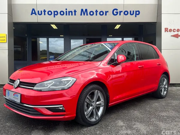 Volkswagen Golf Hatchback, Petrol, 2019, Red