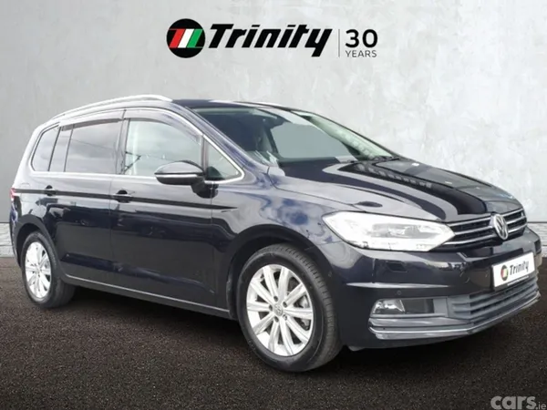 Volkswagen Touran MPV, Petrol, 2018, Black