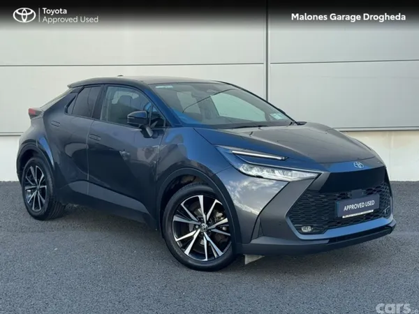 Toyota C-HR SUV, Petrol Hybrid, 2024, Grey
