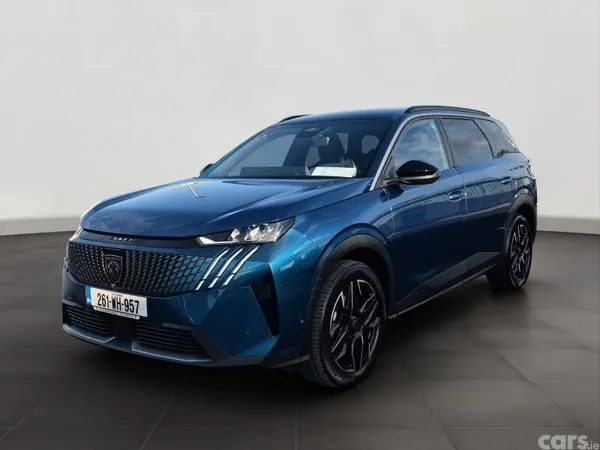Peugeot 5008 MPV, Petrol Hybrid, 2026, Blue