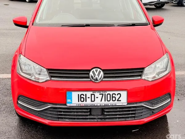 Volkswagen Polo Hatchback, Petrol, 2016, Red