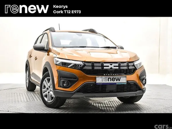Dacia Sandero Stepway SUV, Petrol, 2023, Orange