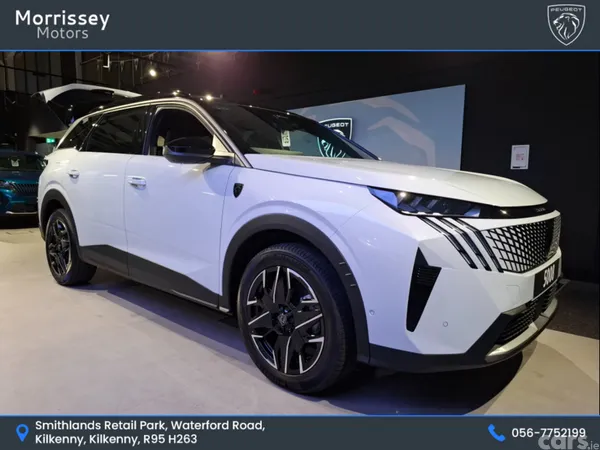 Peugeot 5008 SUV, Petrol Hybrid, 2026, White