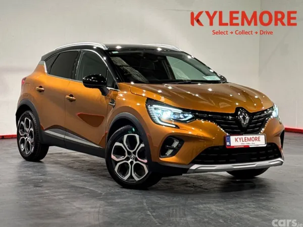 Renault Captur Hatchback, Petrol, 2022, Orange
