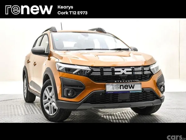 Dacia Sandero Stepway SUV, Petrol, 2023, Orange