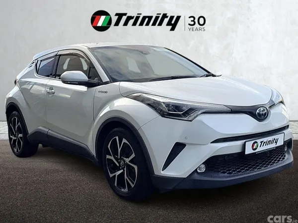 Toyota C-HR SUV, Petrol Hybrid, 2019, White