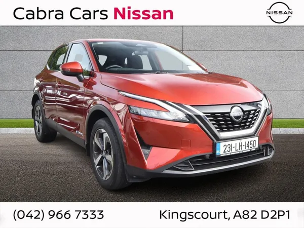 Nissan Qashqai MPV, Petrol, 2023, Red