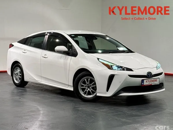 Toyota Prius Hatchback, Petrol Hybrid, 2021, White