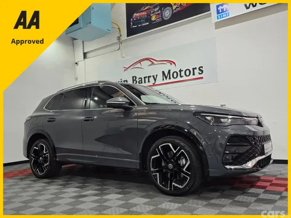 Volkswagen Tiguan SUV, Petrol Plug-in Hybrid, 2024, Grey