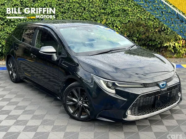 Toyota Corolla Estate, Petrol Hybrid, 2021, Black