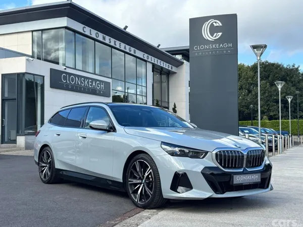 BMW 5-Series Estate, Petrol Plug-in Hybrid, 2025, Grey