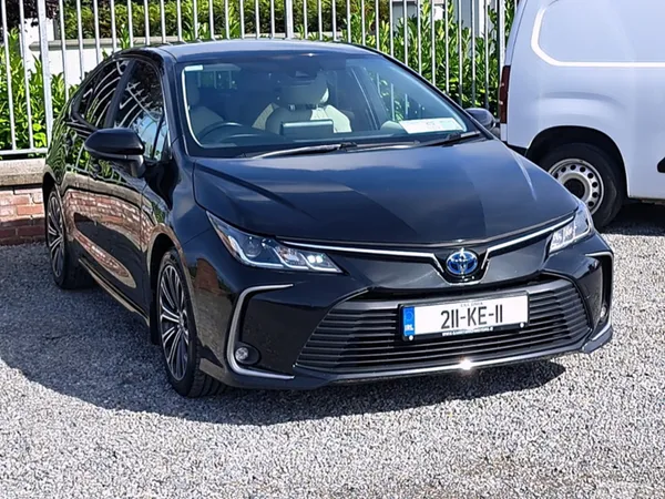 Toyota Corolla Saloon, Petrol Hybrid, 2021, Black