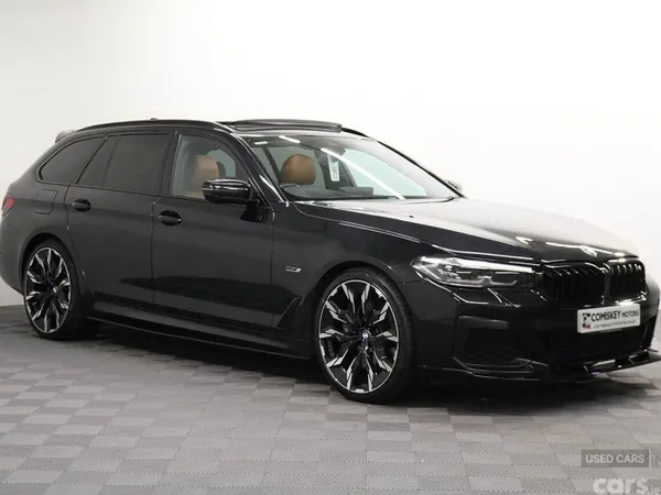BMW 5-Series Estate, Petrol Hybrid, 2023, Black