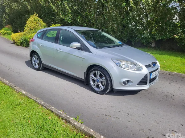 Ford Focus Hatchback, Diesel, 2014, Silver