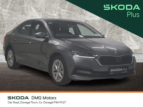 Skoda Octavia Saloon, Diesel, 2024, Grey