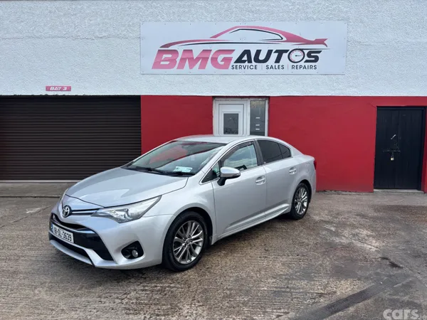 Toyota Avensis Saloon, Diesel, 2018, Silver