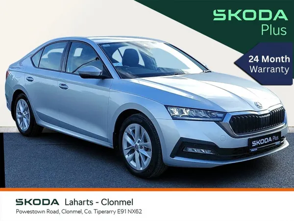 Skoda Octavia Saloon, Diesel, 2024, Silver