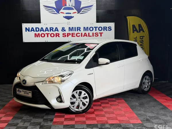 Toyota Vitz Hatchback, Petrol Hybrid, 2018, White